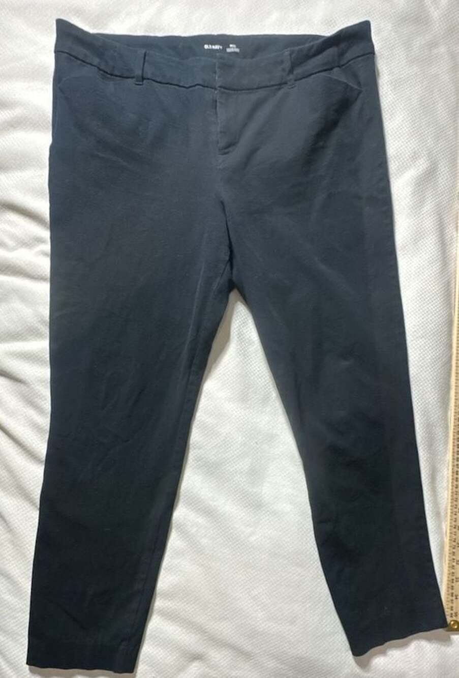Old Navy Pixie Ankle Pants Women's Size 14 Black Never Fade